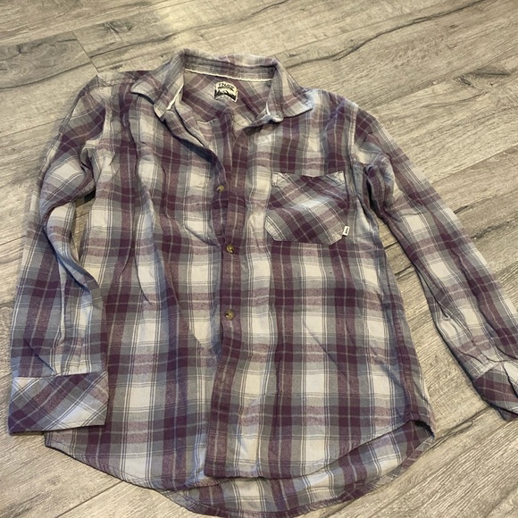 TNA Flannel - Picture 1 of 4